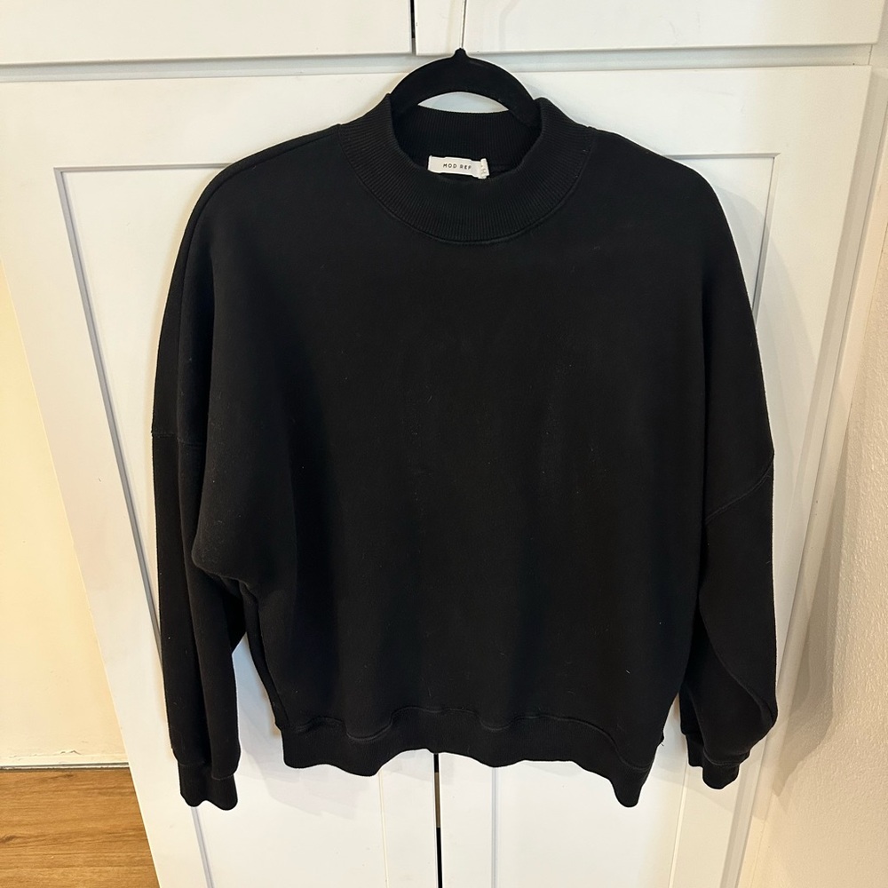 Mod Ref Black Crewneck Sweatshirt – Minimal Everyday Pullover - Large